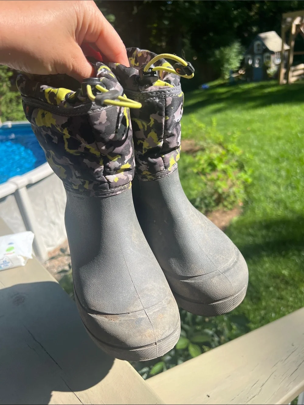 Bogs Kids Gray Winter Boot with Yellow Camo Upper